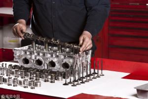 Moottorin venttiilin jouset